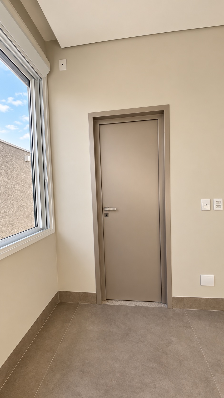 Modelo Porta Interna, porta em ACM THE DOOR